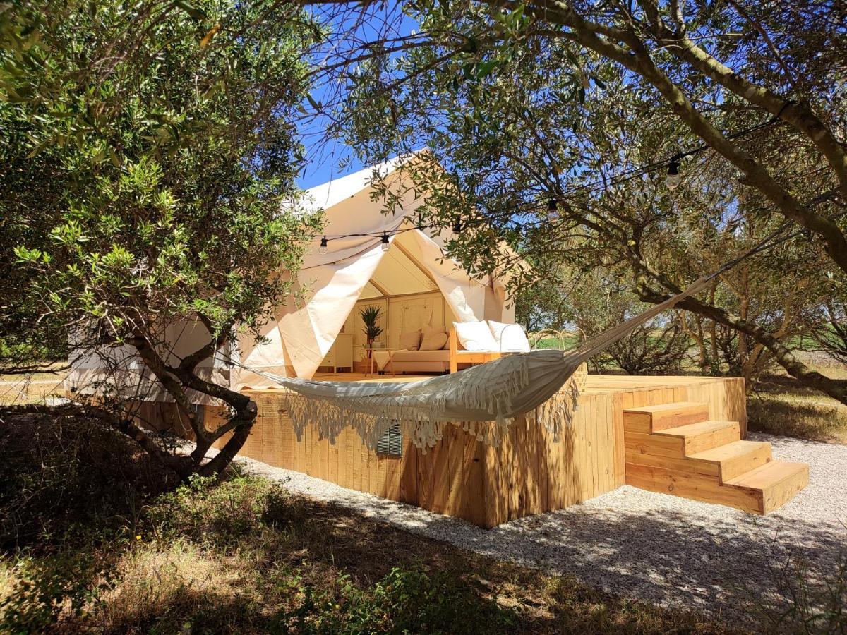 Отель Tranquilo Glamping Осанехос Экстерьер фото