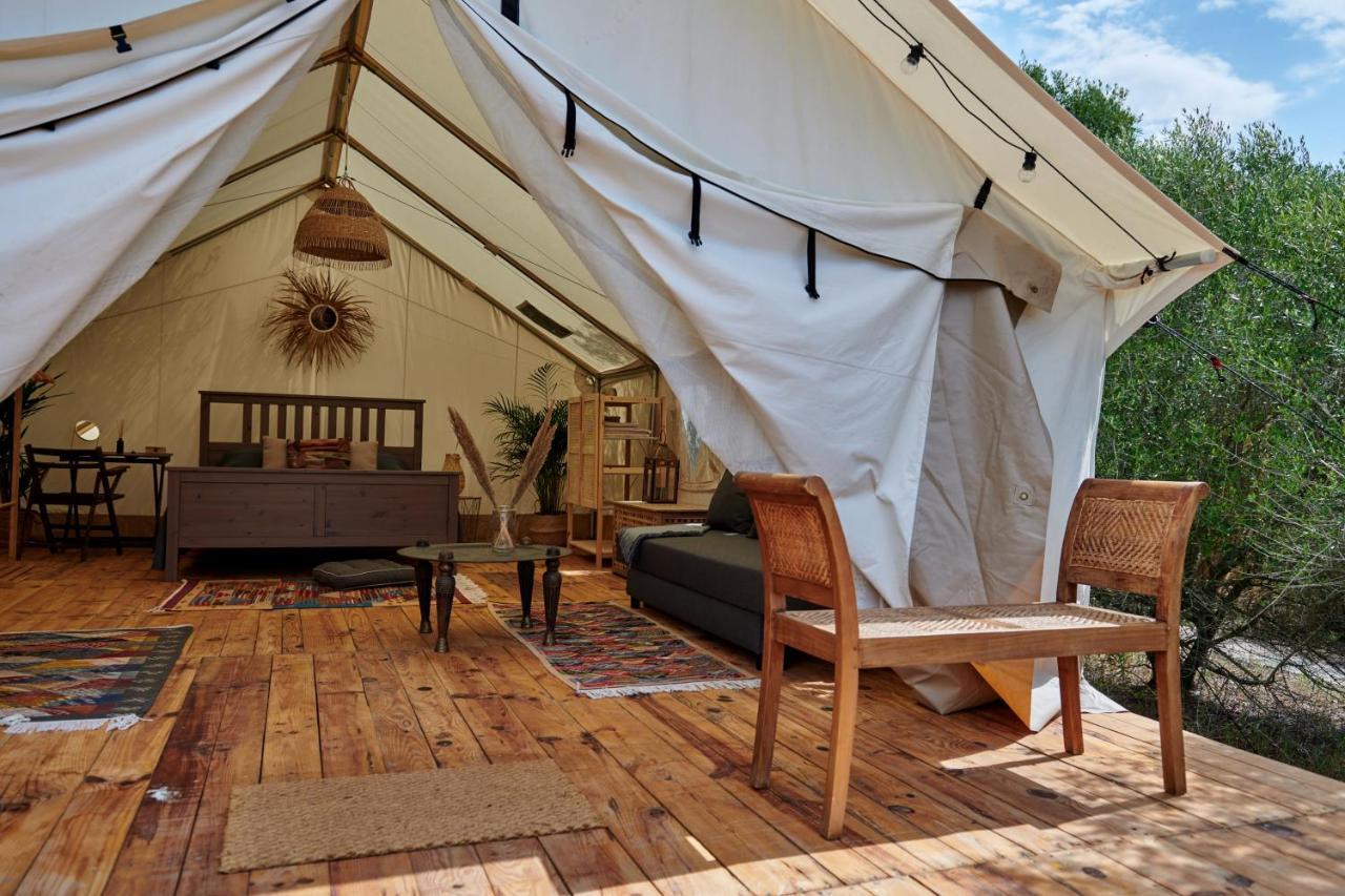 Отель Tranquilo Glamping Осанехос Экстерьер фото