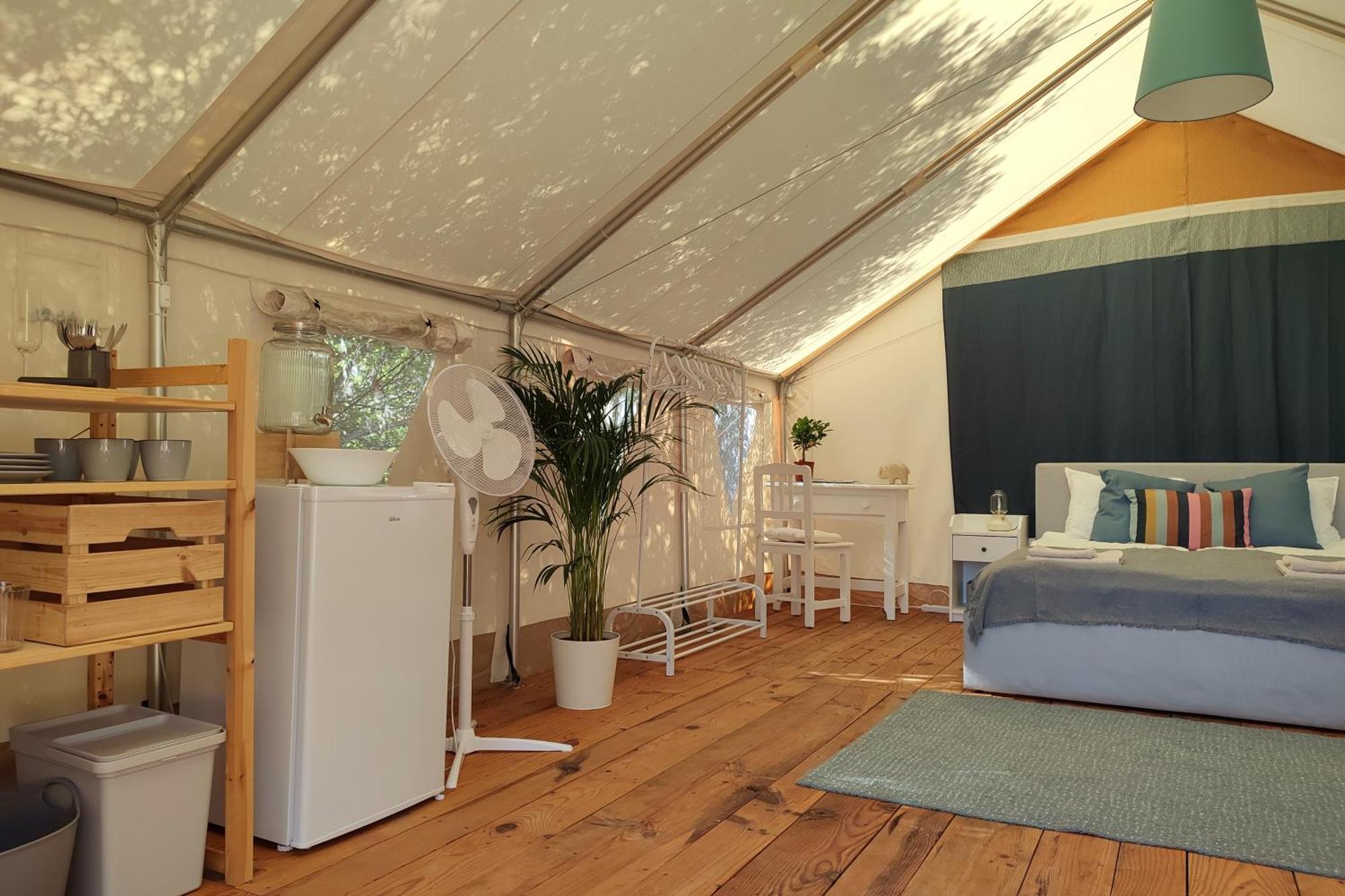 Отель Tranquilo Glamping Осанехос Номер фото