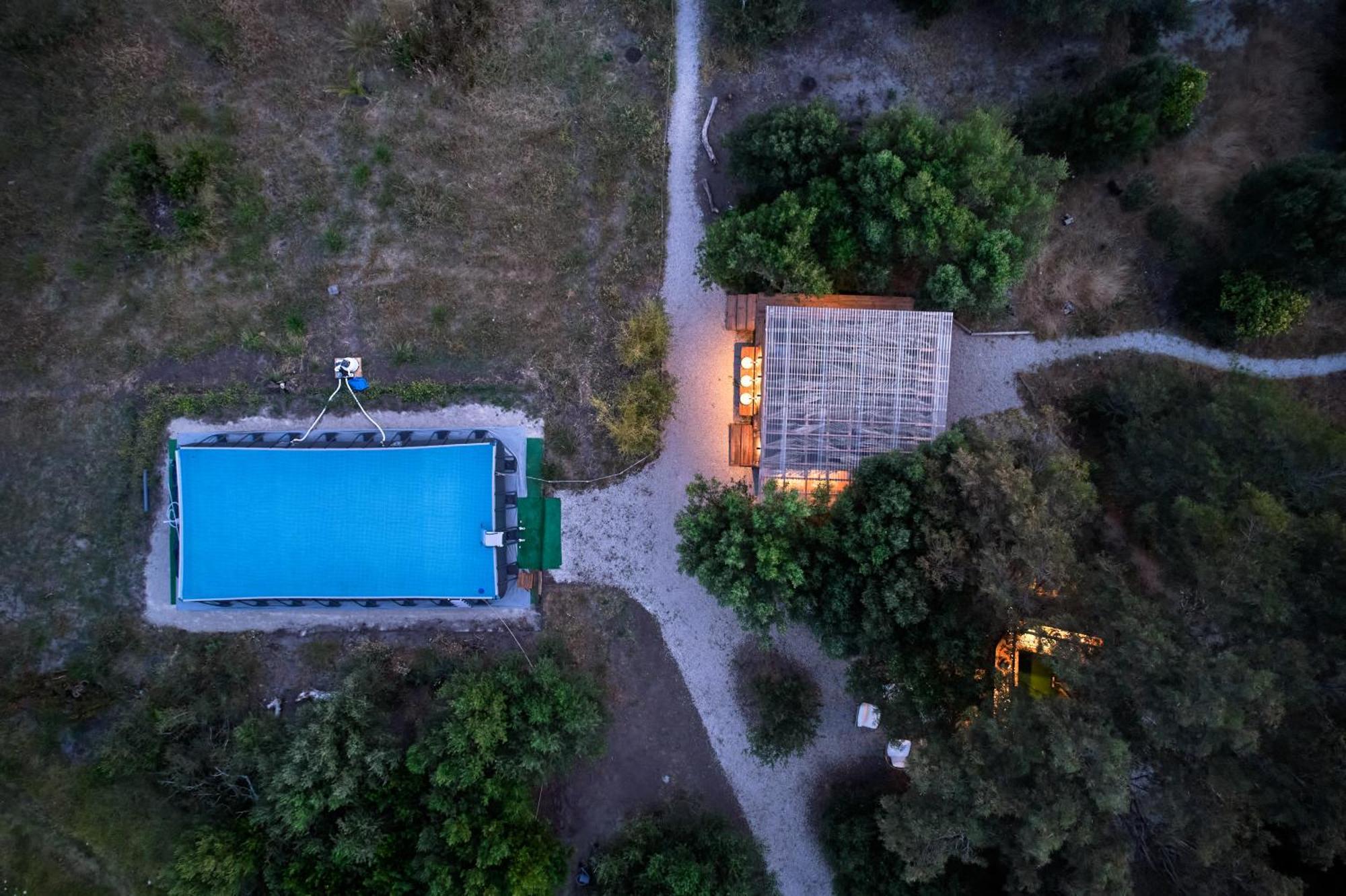 Отель Tranquilo Glamping Осанехос Экстерьер фото